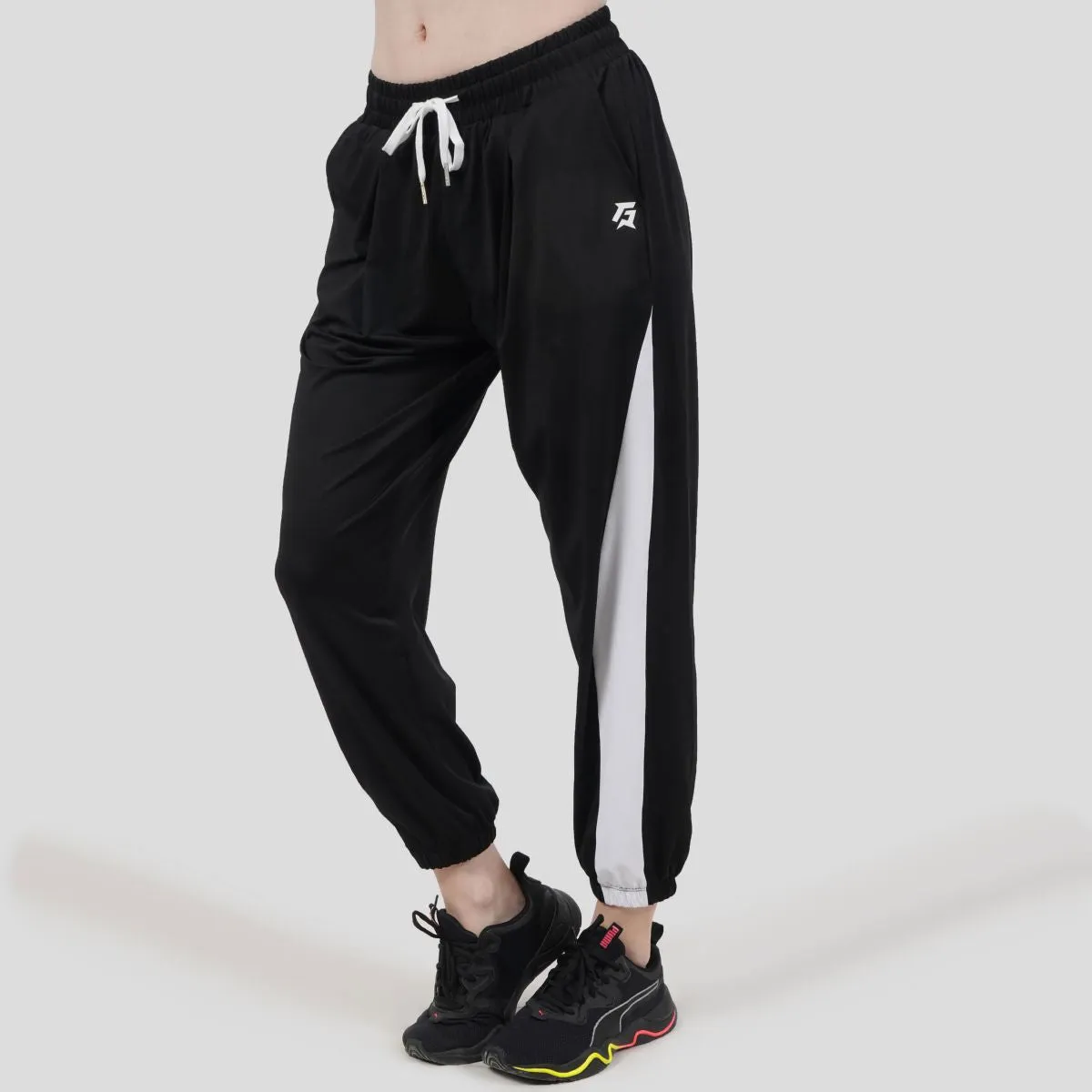 Baggy Joggers (Black-White)