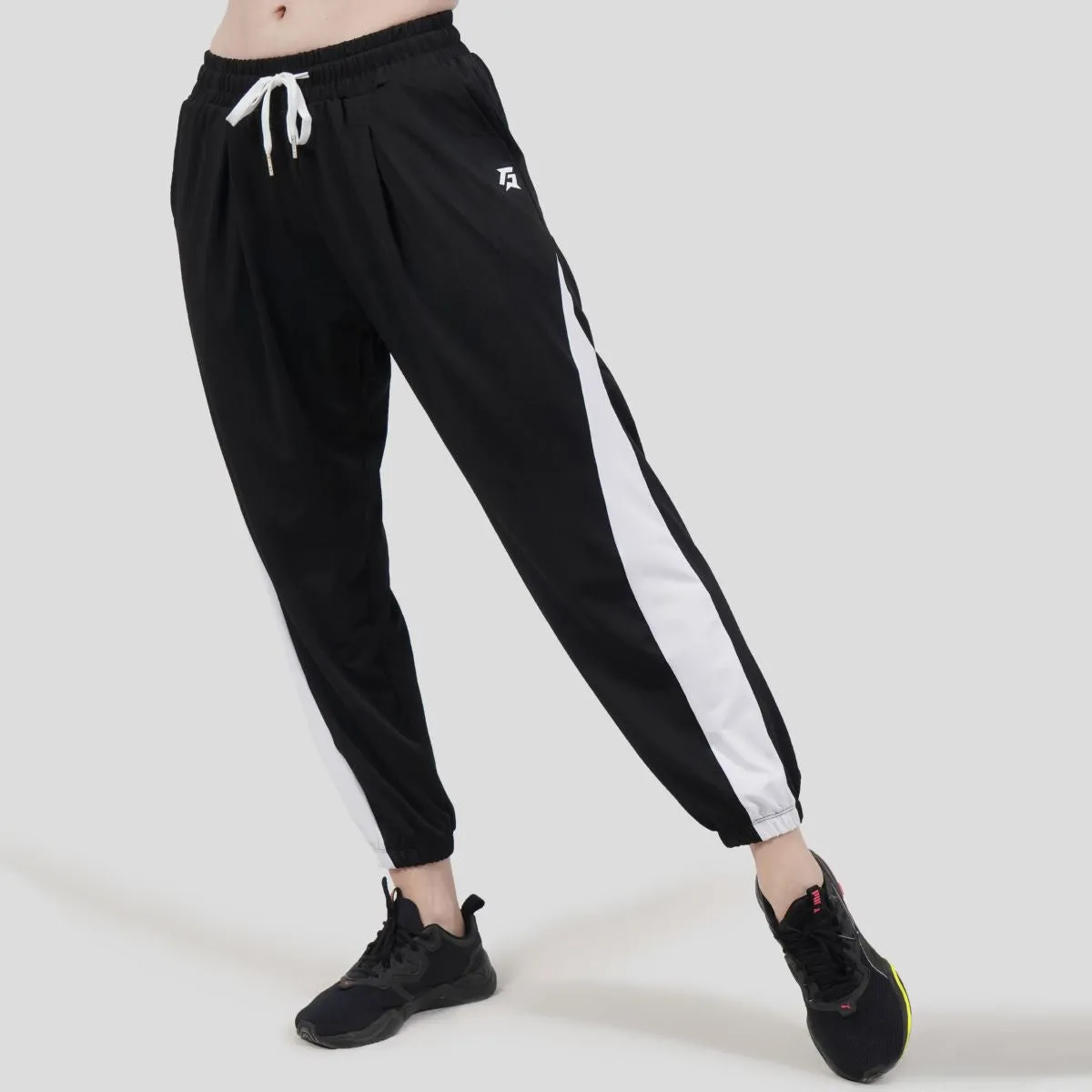 Baggy Joggers (Black-White)