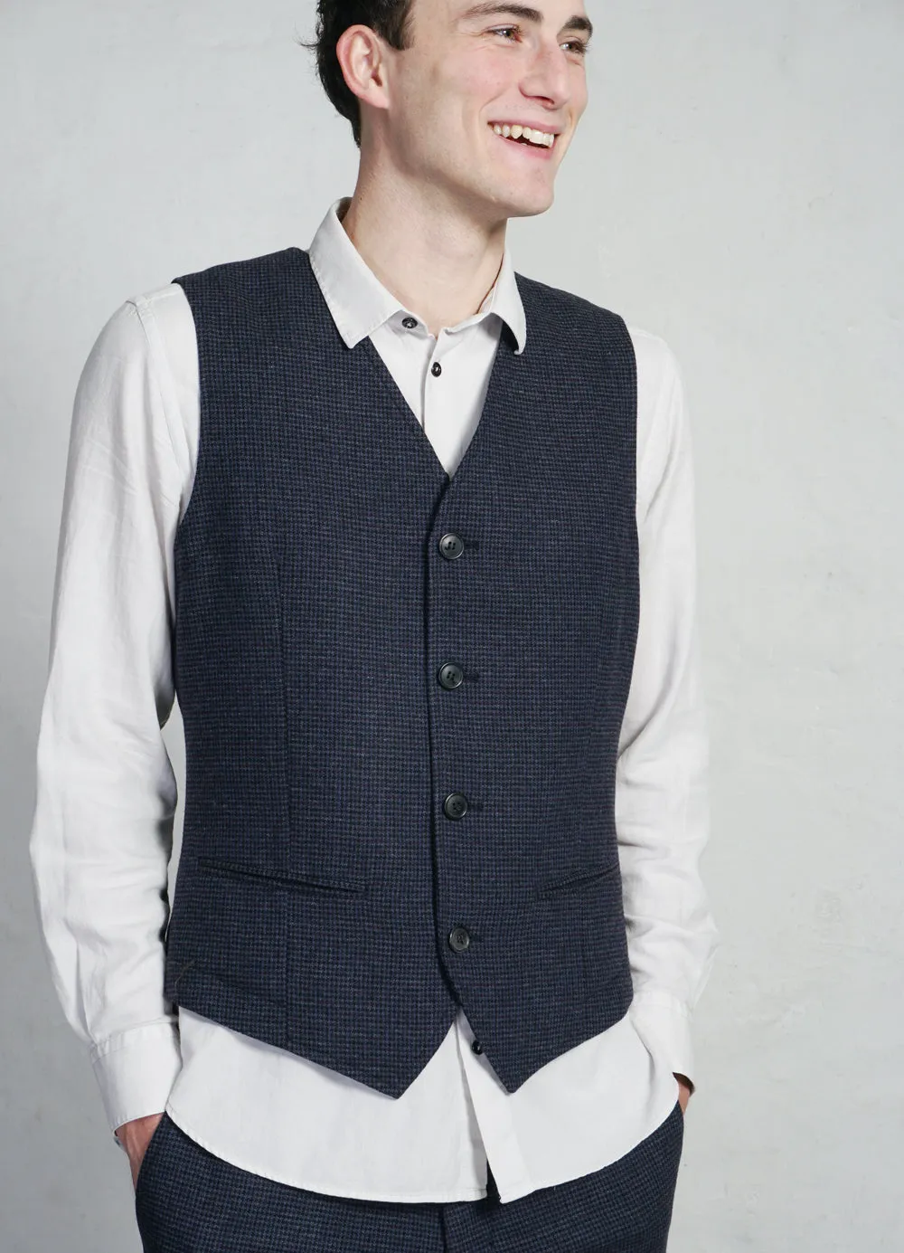 DANIEL | Classic Waistcoat | Midnight