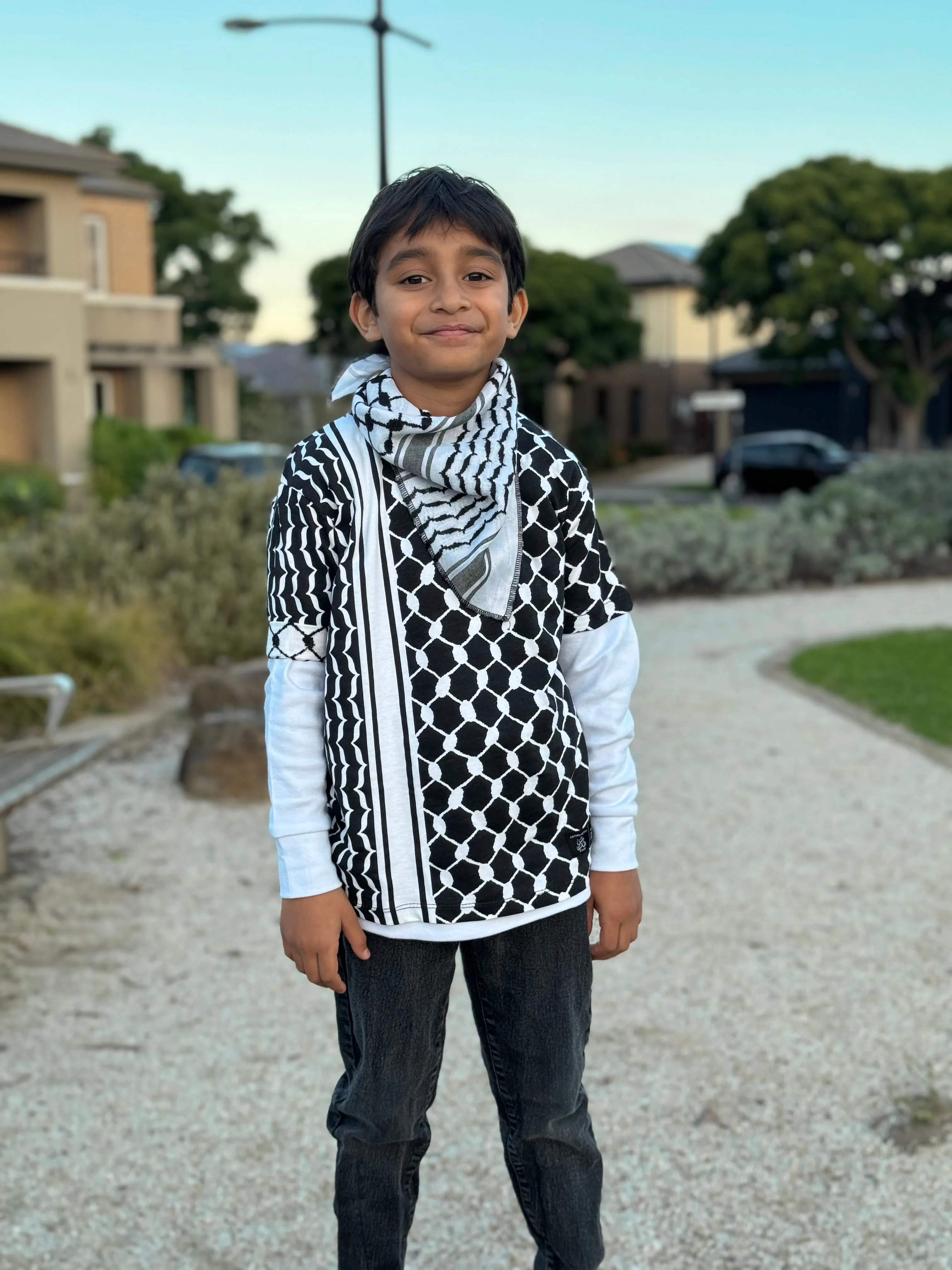 Keffiyeh Pattern Black & White T-Shirt for Kids' Fashion