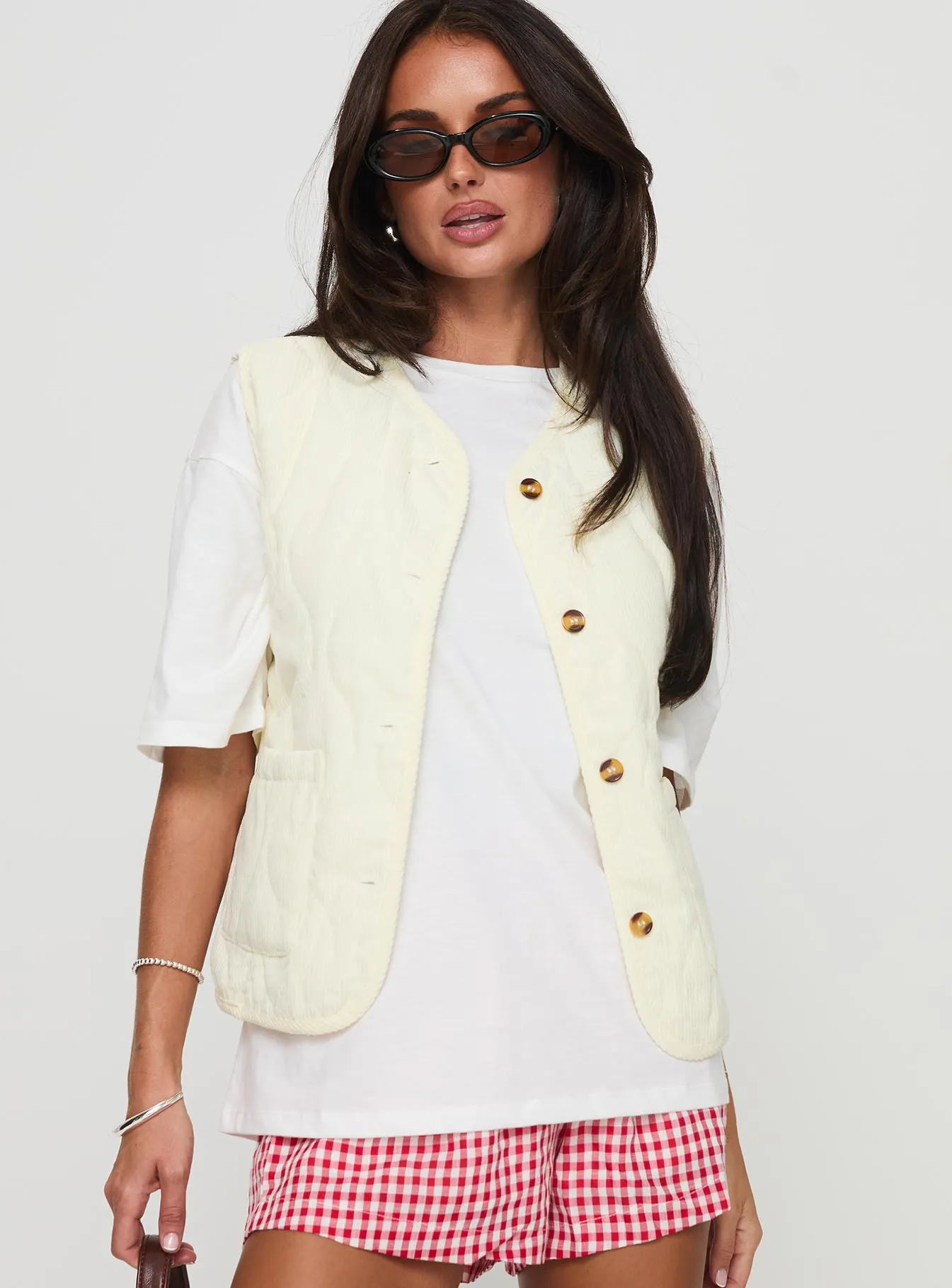 Little Things Quilted Vest Cream