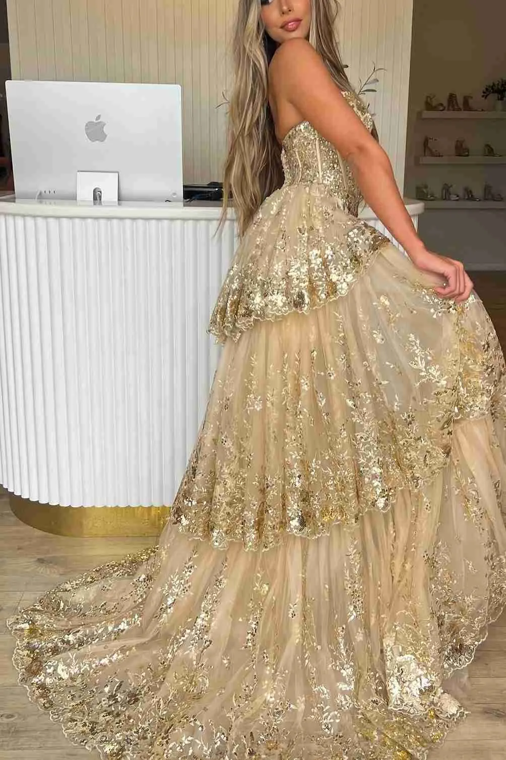 Merlin | Gold Sweetheart A-Line Lace Long Prom Dress With Split