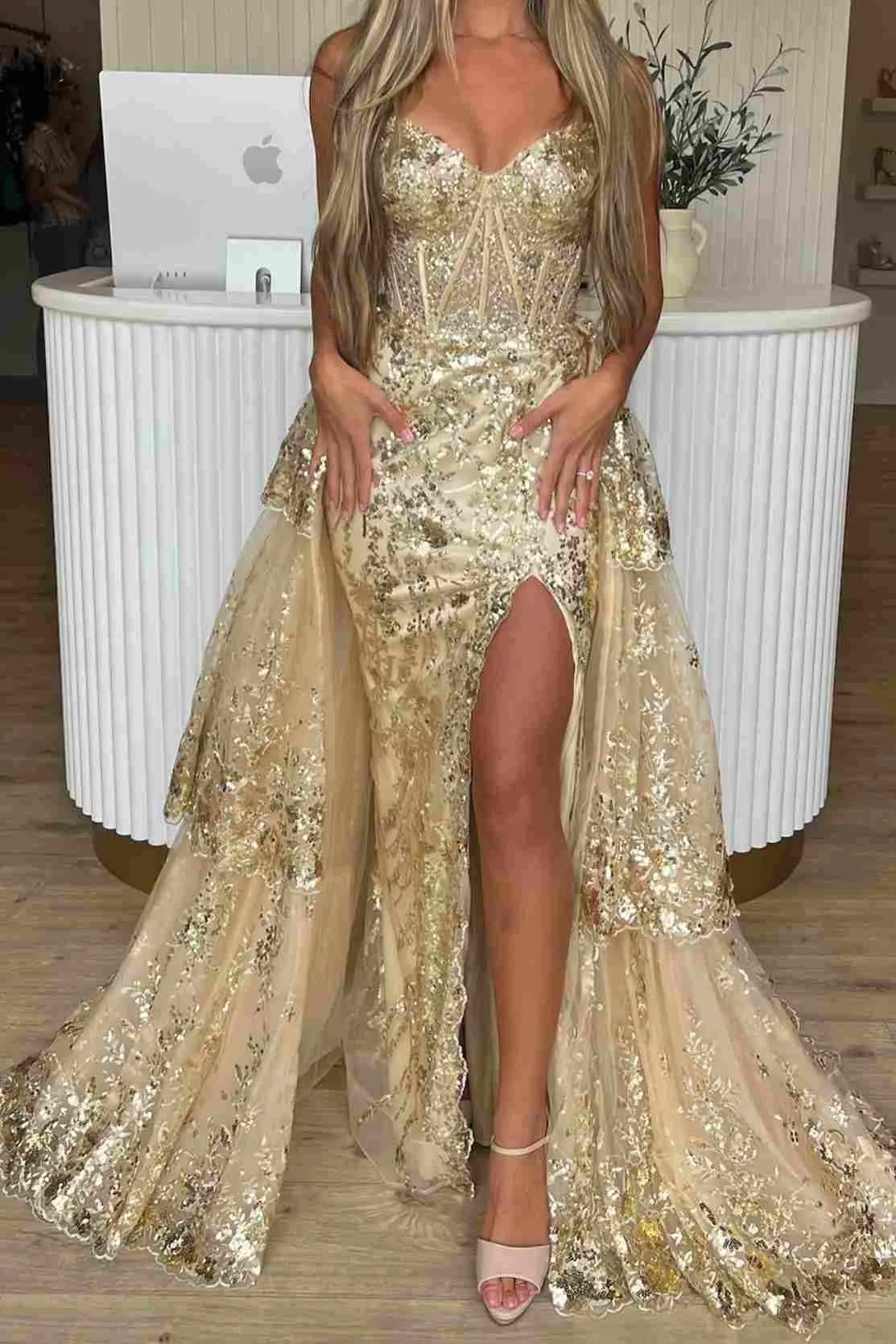 Merlin | Gold Sweetheart A-Line Lace Long Prom Dress With Split