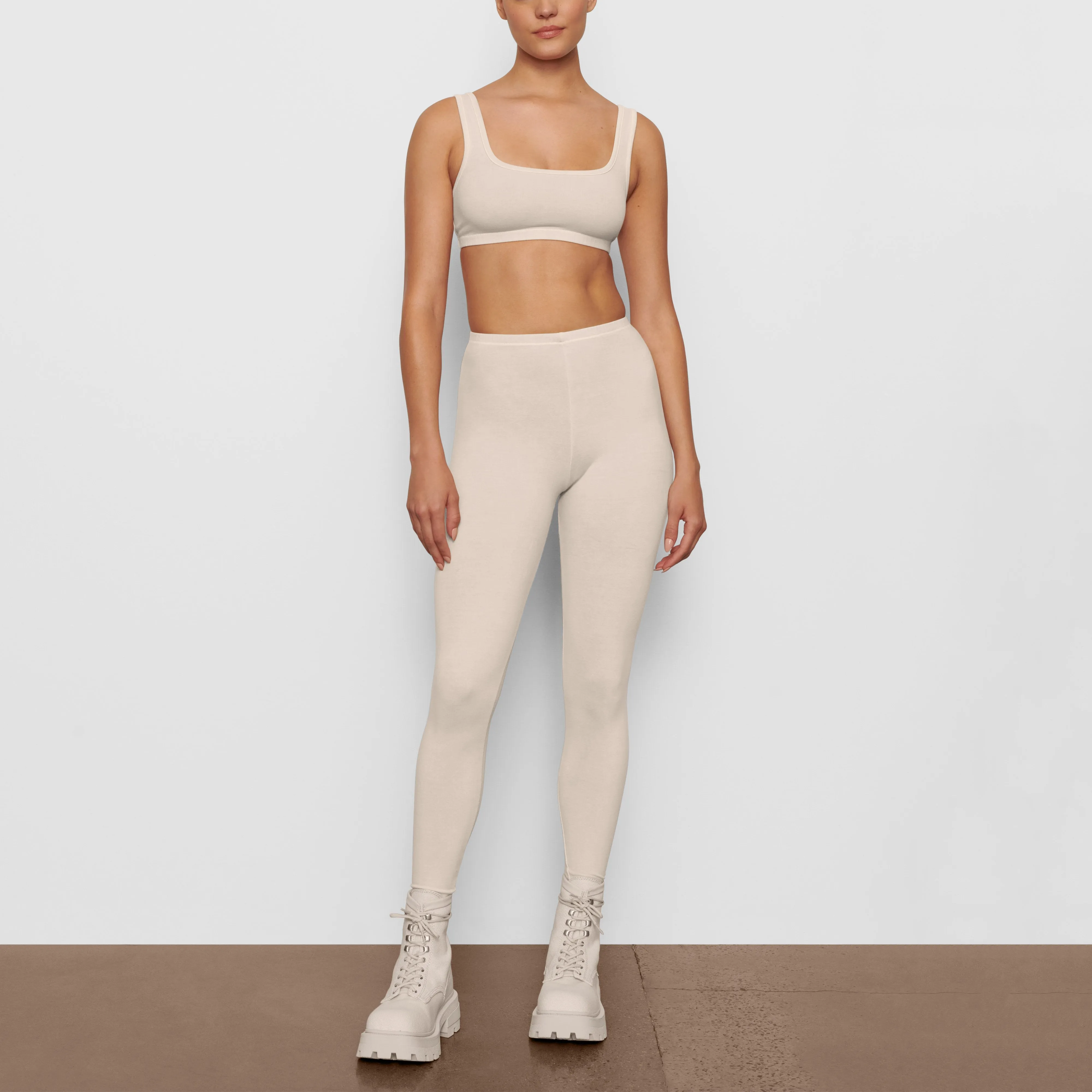 OUTDOOR BASICS LEGGING | BONE