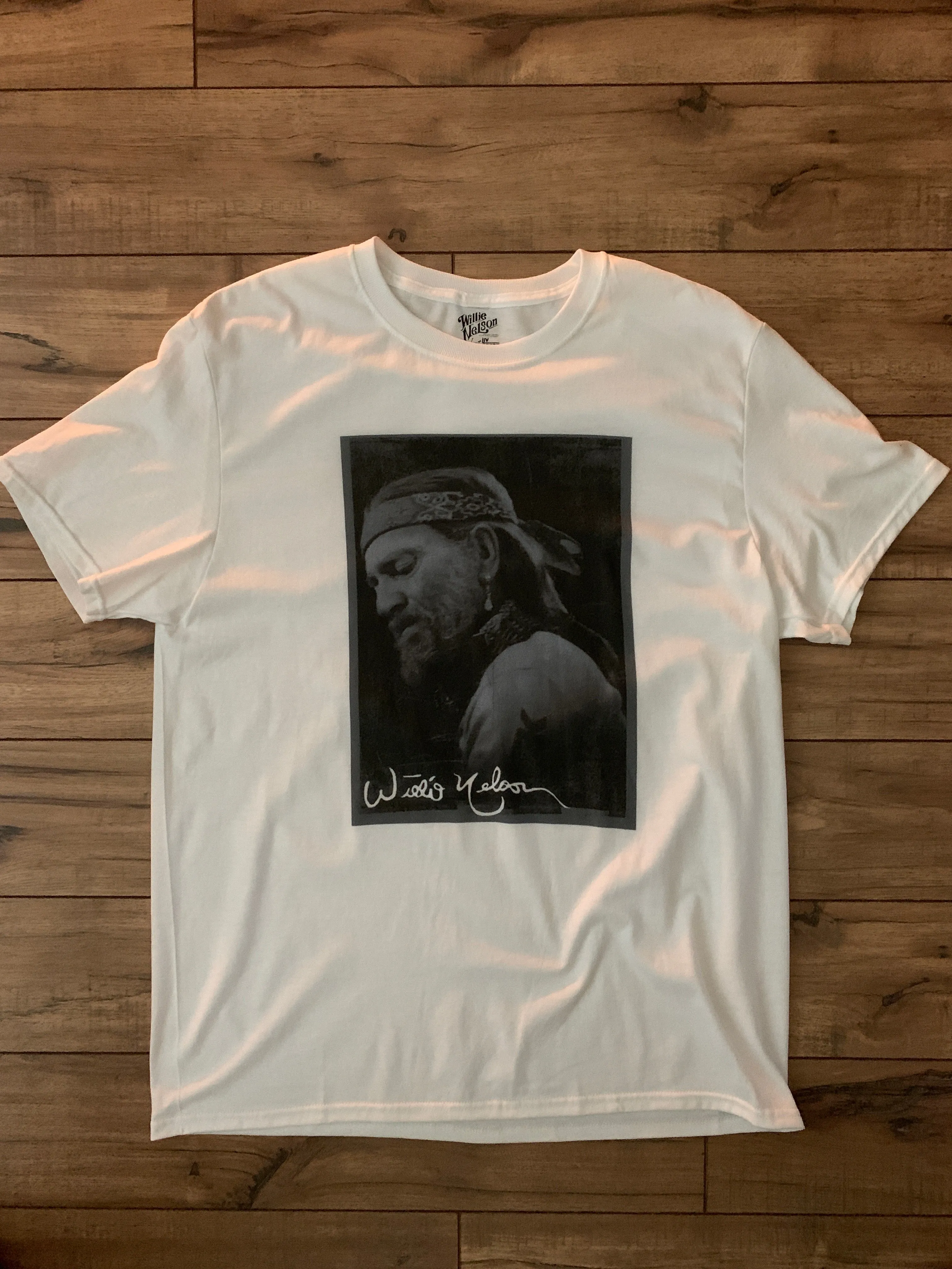 T-Shirt, Willie Nelson in Concert, Unisex Tee - SALE!