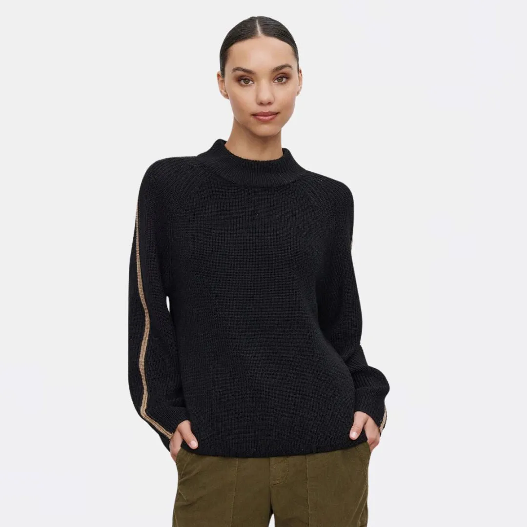 Teagan Engineered Stitches Sweater (Black   Camel)